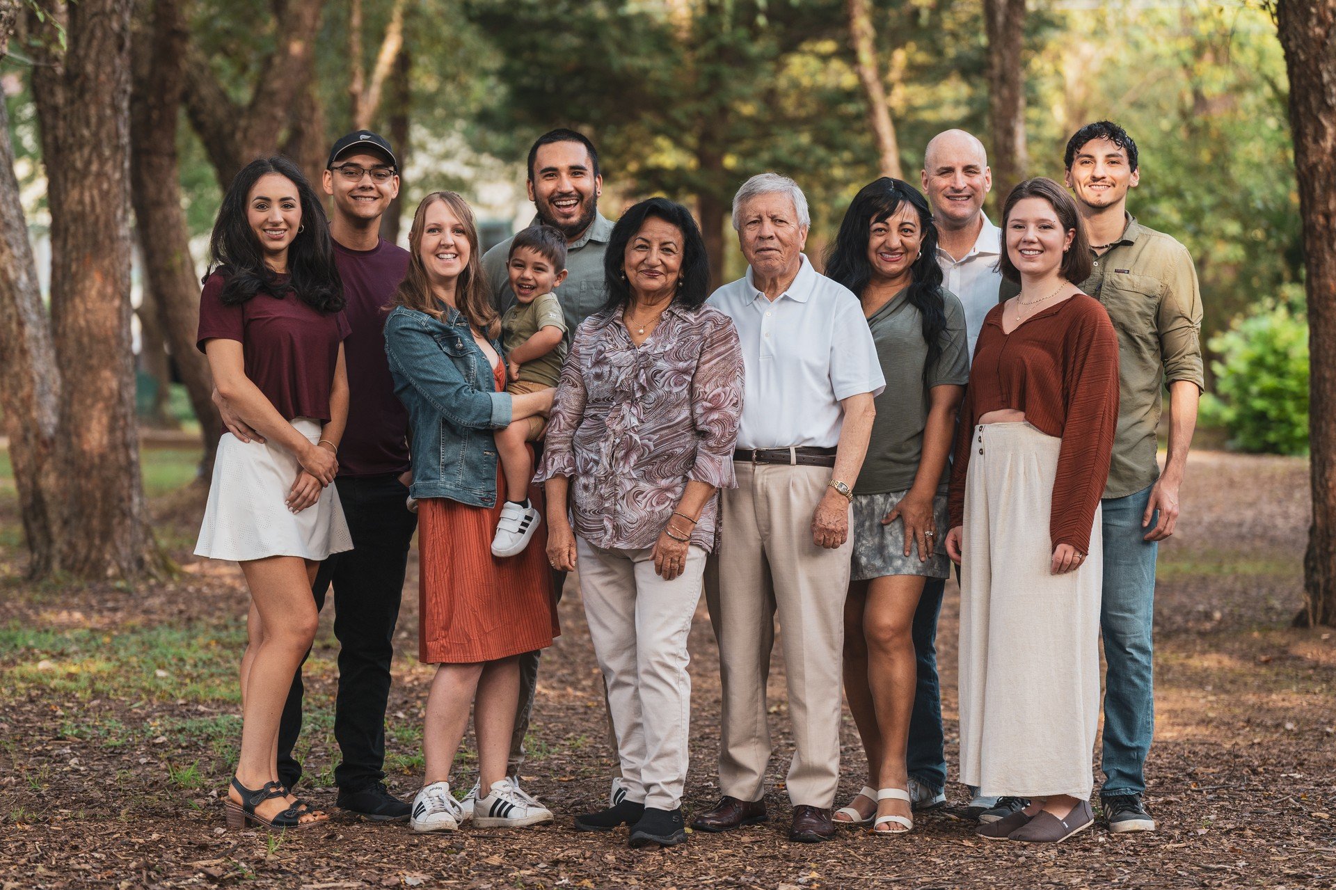 Multi-generational family portrait by Orlando Photoworks